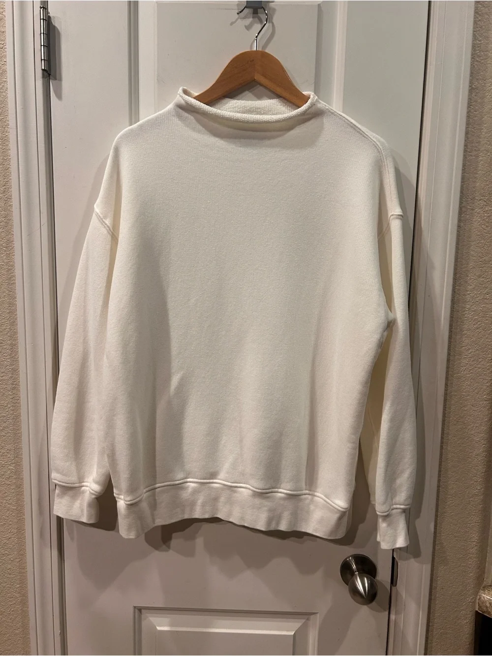 J. Crew Women’s Oversized Rolled Neck Sweatshirt Minimalist White Soft Knit New